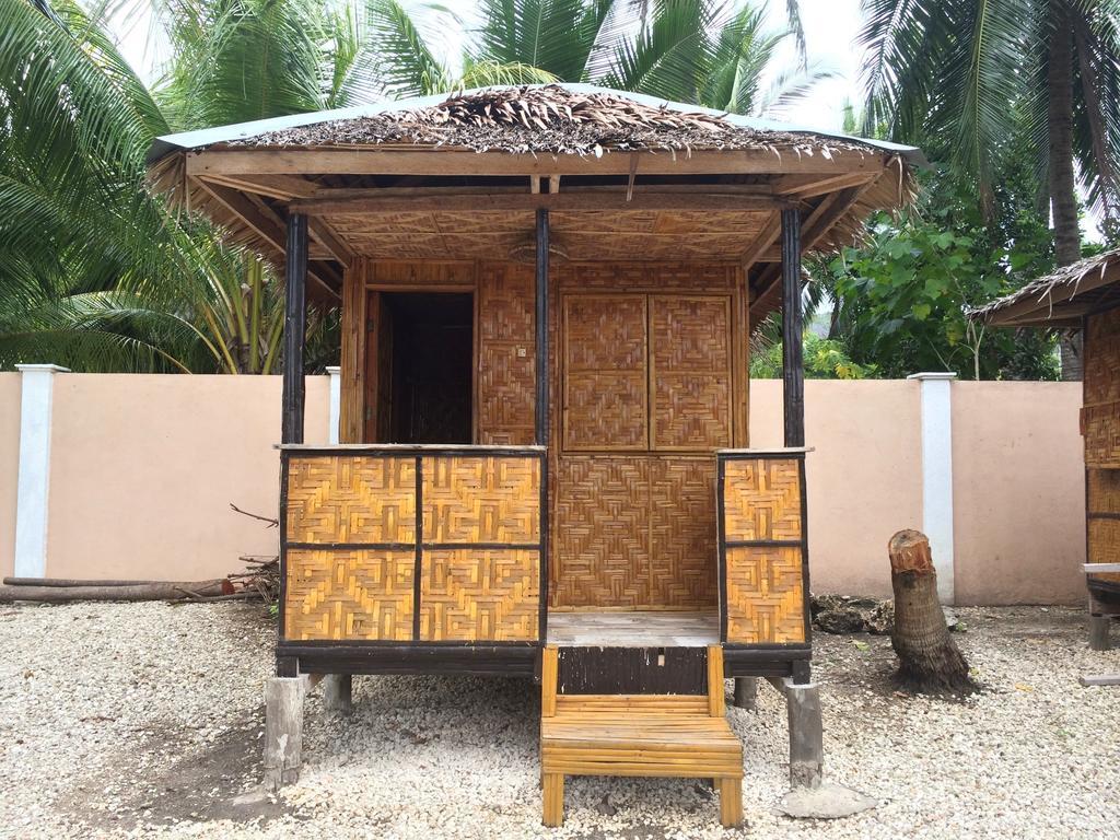 Luzmin Bh - Cottages And Bungalows Oslob Chambre photo
