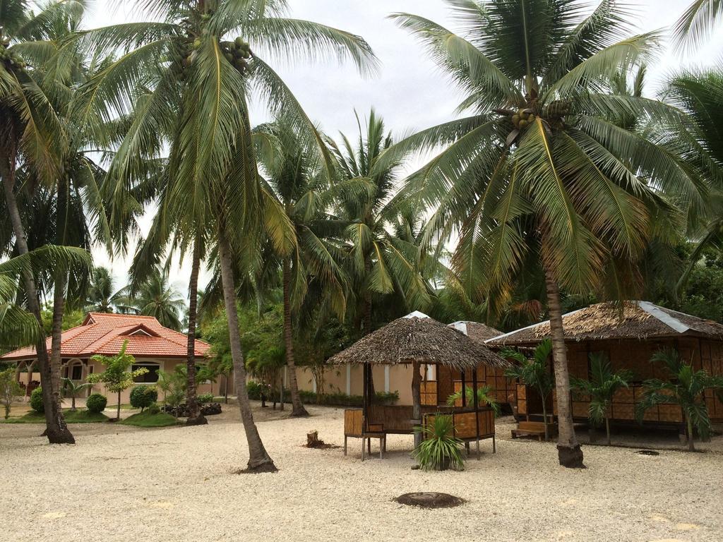 Luzmin Bh - Cottages And Bungalows Oslob Chambre photo