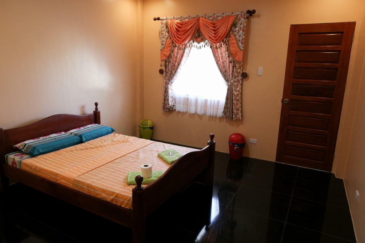 Luzmin Bh - Cottages And Bungalows Oslob Chambre photo